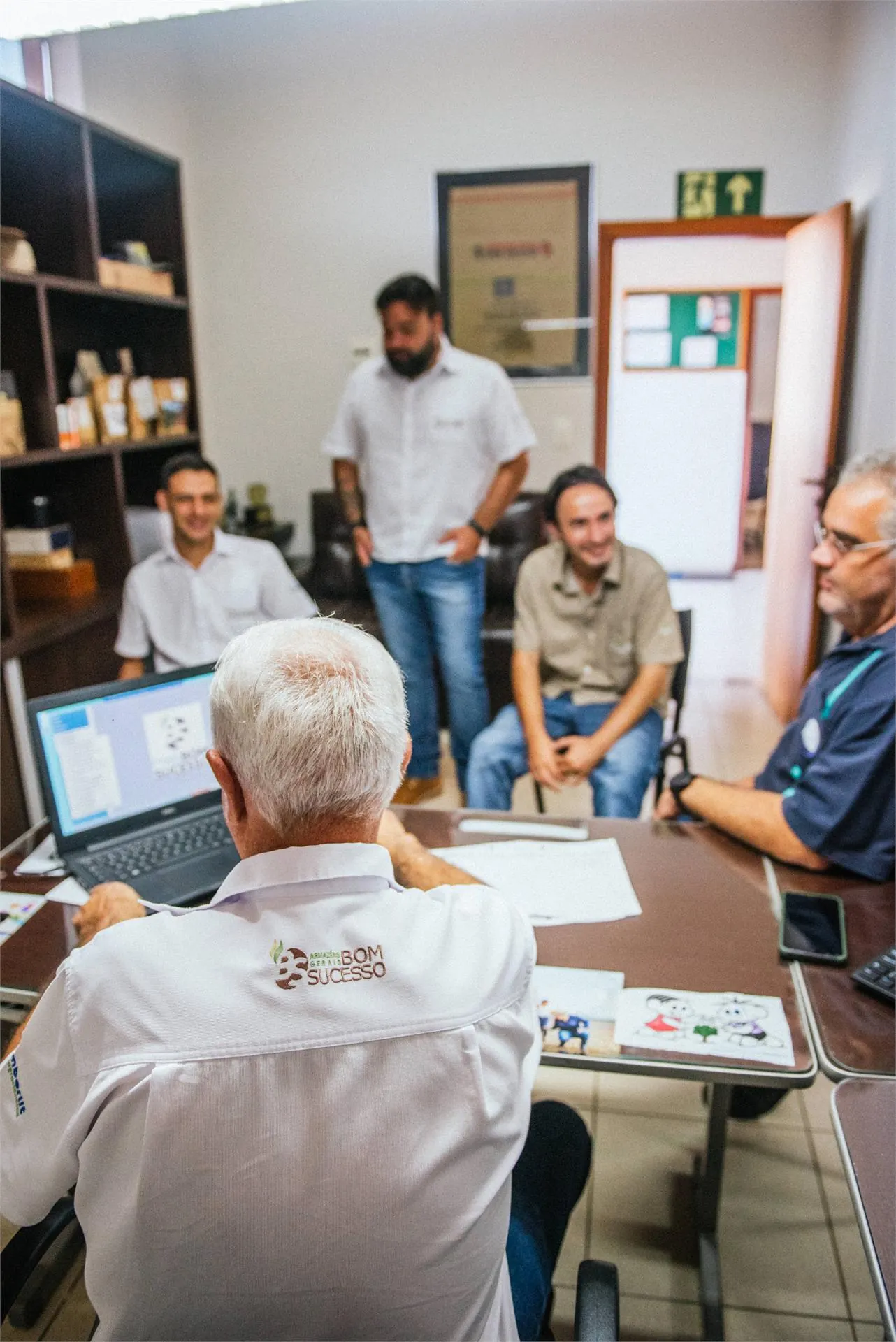 Reunião comercial com produtores