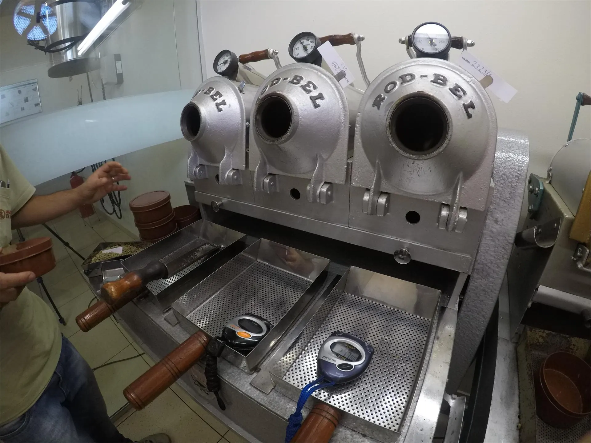 Equipment used in technical coffee preparation
